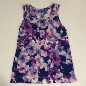 Women’s floral tank top